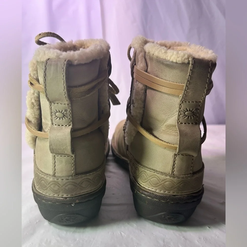 UGG Women's Light Tan Shearling-Trim Ankle Boot